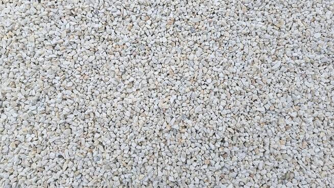 Grys marmurowy 11-16mm. Biały, jasny i ozdobny do ogrodu.