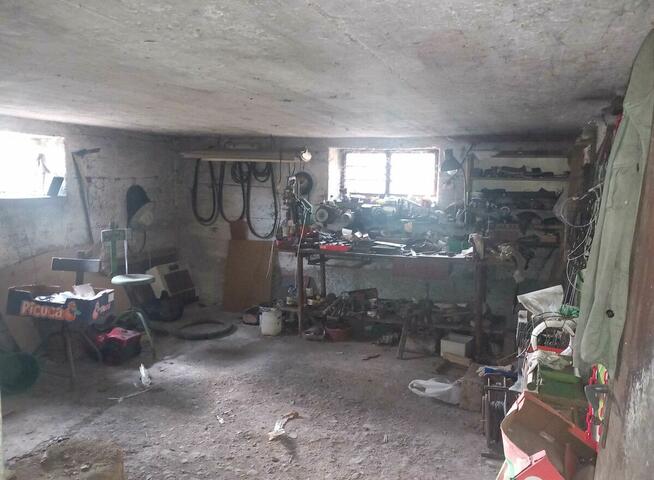 syndyk sprzeda dom w Leśnej