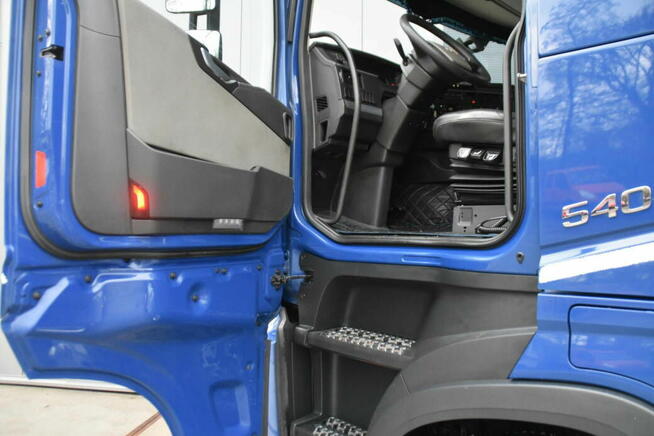 Volvo FH 550 BDF z winda rama