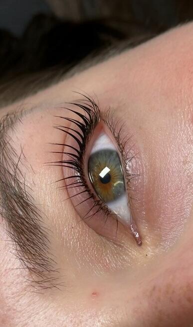 LAMINACJA BRWI I RZĘS