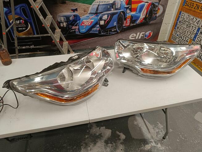 Polerowanie reflektorów samochodowych