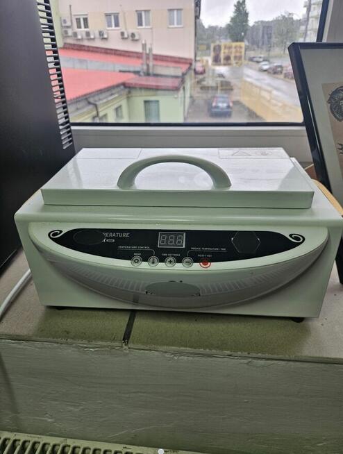 Sprzedam kompletne wyposażenie studia tatuażu