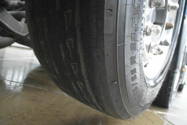 Volvo FH 550 BDF z winda rama