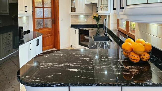 Blat kuchenny granitowy - na wymiar, montaż