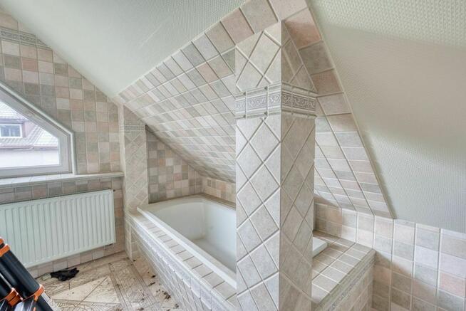 Dom bezczynszowy z ogromnym potencjałem – Gumieńce, Szczecin