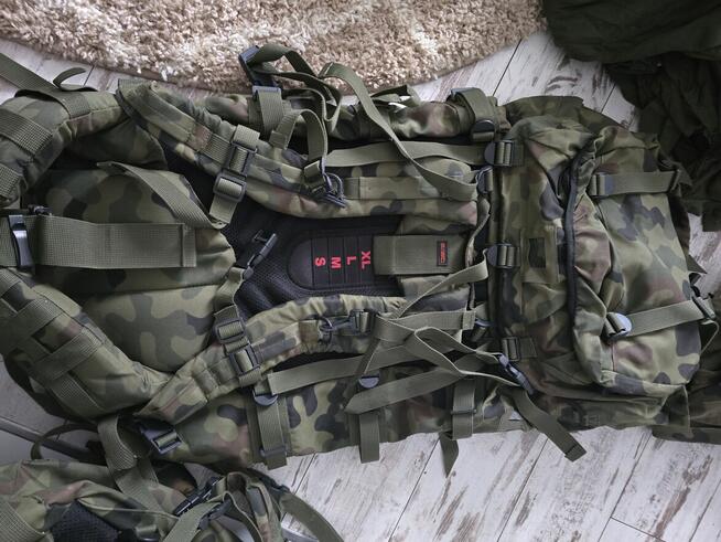 Sprzedam mundury wojskowe