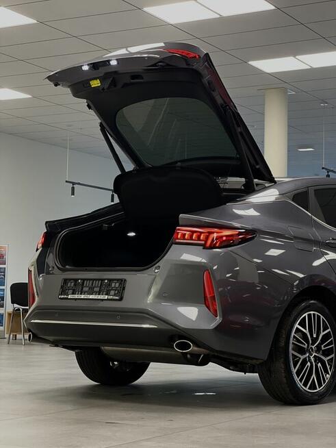 NOWY SALON w Kędzierzynie-Koźlu: Marka JAC