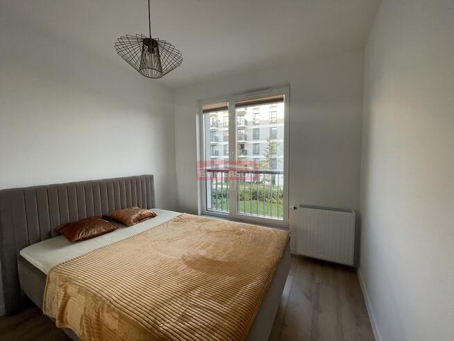 Miejsce p. i komórka w cenie, Tramwaj,