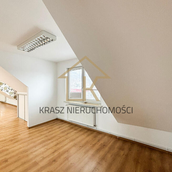 Przestronny i pełen światła lokal do wynajęcia