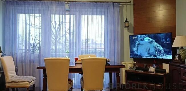 4-pokojowe mieszkanie w Markach