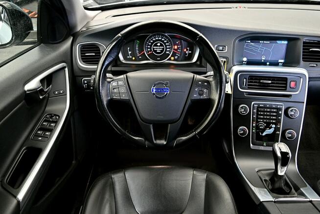 Volvo V60 Cross Country 2.0 150KM D3 Skóra Navi Led Climatronic Pdc