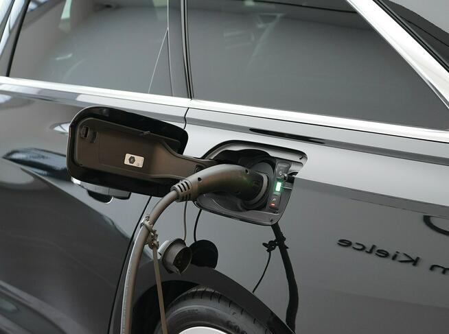 Audi A6 55TFSIe Quattro Sline B&O Virtual MatrixHD TempomatACC Kamera HeadUp