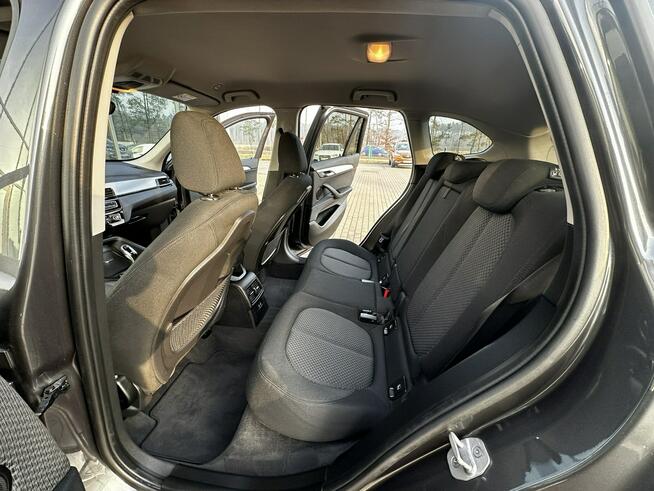 BMW X1 8xAlu, I Rej.2020r. LED, Navi, Grzane fotele, Ele.Klapa, Hak,GWARANCJA