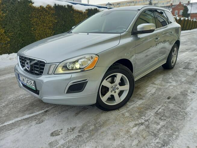 Volvo XC 60 2.0D 5-Cylindrów R-Design Skóry Bi-Xenony El.Klapa 2Kpl Kół Jak Nowy