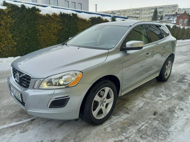 Volvo XC 60 2.0D 5-Cylindrów R-Design Skóry Bi-Xenony El.Klapa 2Kpl Kół Jak Nowy