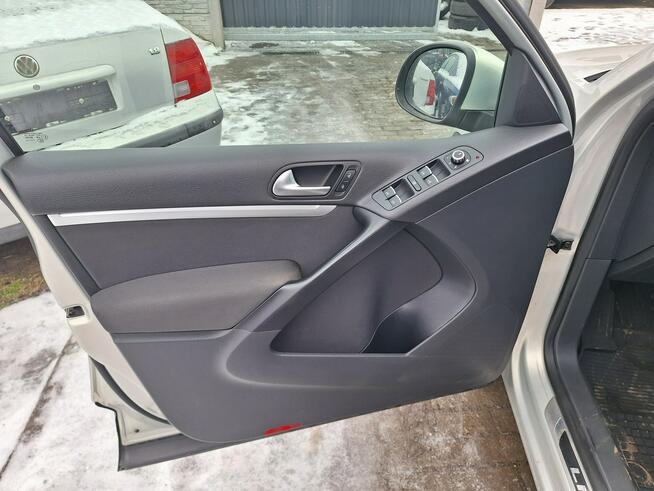 Volkswagen Tiguan Bezwypadkowy Serwisowany Kamera Navi Parkroniki CarPlay ParkAssist