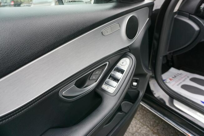 Mercedes C 180 zarejestrowany, ubezpieczony