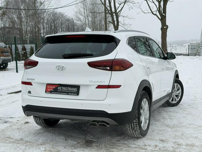 Hyundai Tucson 1.6 CRDI / 116KM LED Nawigacja Kamera Asystent Pasa Ruchu Grzane Fotel