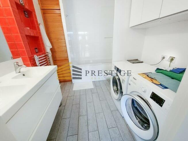 Apartament z tarasem przy metrze