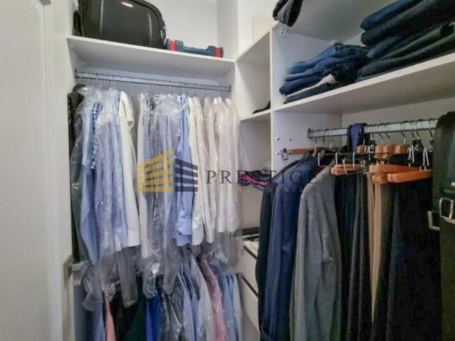 Apartament z tarasem przy metrze