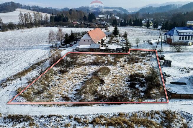 Działka budowlana 2.873 m², z mediami i dojazdem