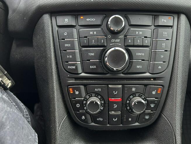 Meriva 1.4 Color Edition 140km nav LED czujniki BEZWYPADEK serwis 2015