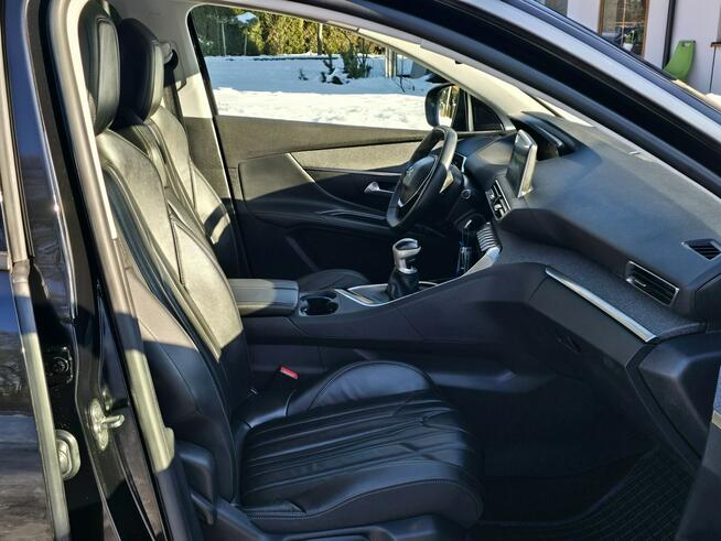 Peugeot 5008 1.5 BlueHDi Allure / Bezwypadkowy / I-właściciel