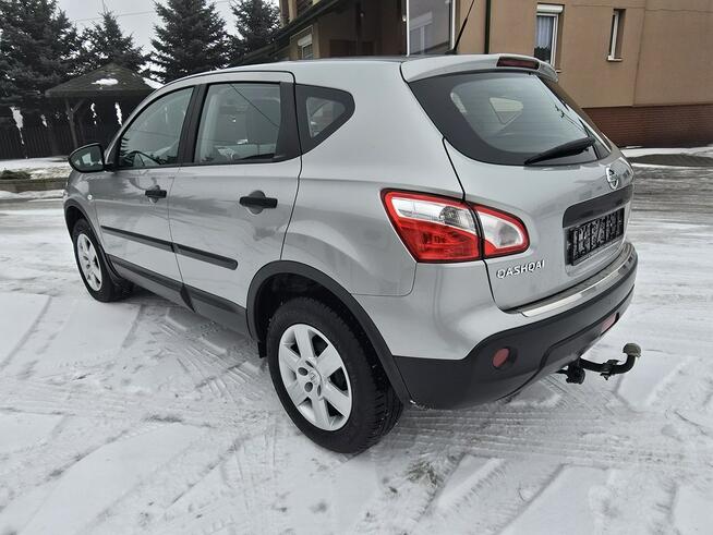 Nissan Qashqai 1,6Benz DUDKI11, tempomat,klimatyzacja,serwis,hak,GWARANCJA