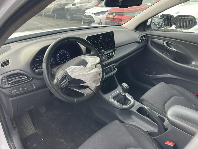 Hyundai i30 1.5l LED HAK Kamera Podgrzewanie Klimatronik