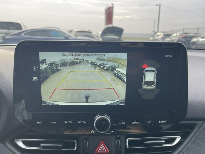 Hyundai i30 1.5l LED HAK Kamera Podgrzewanie Klimatronik
