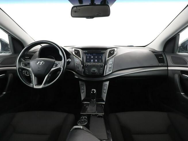Hyundai i40 Automat Navi Czujniki perkowania Klimatyzacja Podgrzewane fotele Blth