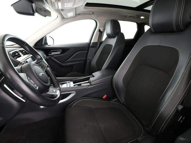 Jaguar F-PACE 25d Automat R-Sport AWD Panorama Navi Tempomat Meridian Xenon Kamera
