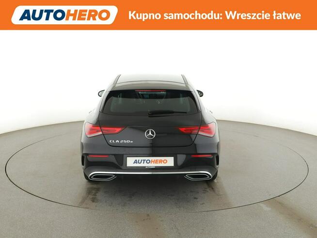 Mercedes CLA 250 FV23% PHEV full LED skóra/alcantara navi klima auto grzane fotele kame