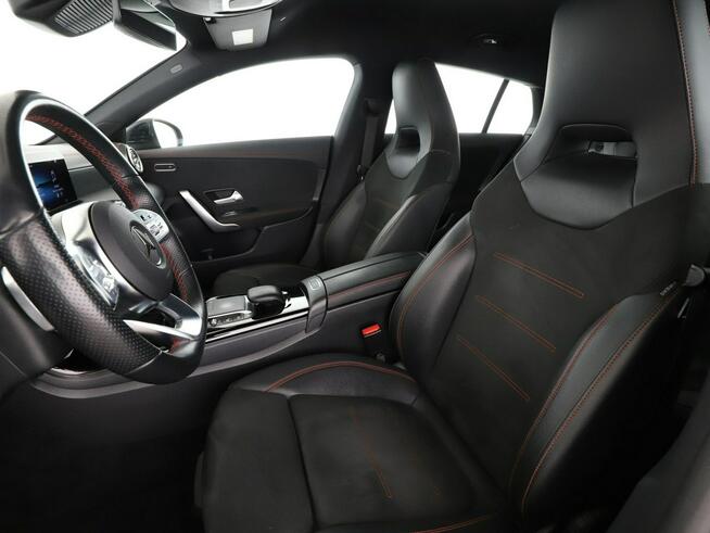 Mercedes CLA 250 FV23% PHEV full LED skóra/alcantara navi klima auto grzane fotele kame