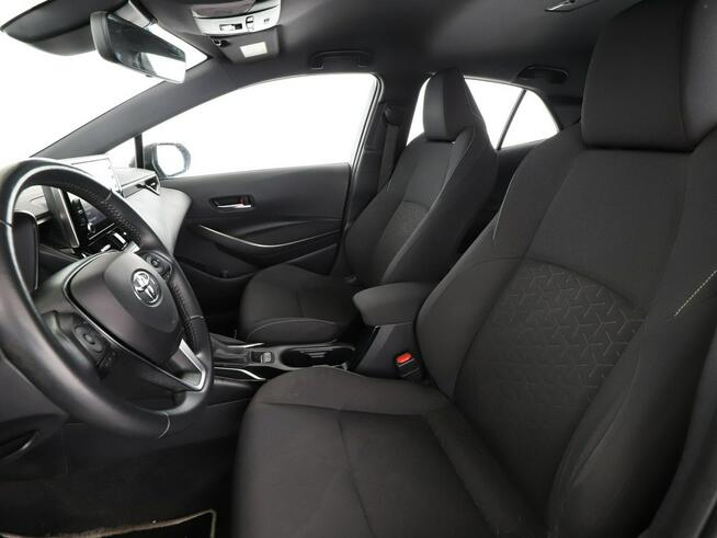 Toyota Corolla HEV full LED klima auto kamera cofania ACC