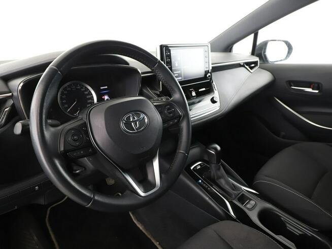 Toyota Corolla HEV full LED klima auto kamera cofania ACC