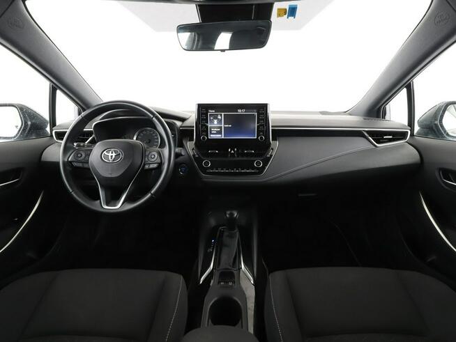 Toyota Corolla HEV full LED klima auto kamera cofania ACC