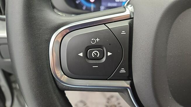 Volvo XC 60 B4 B Core aut ! Z Polskiego Salonu ! Faktura Vat !