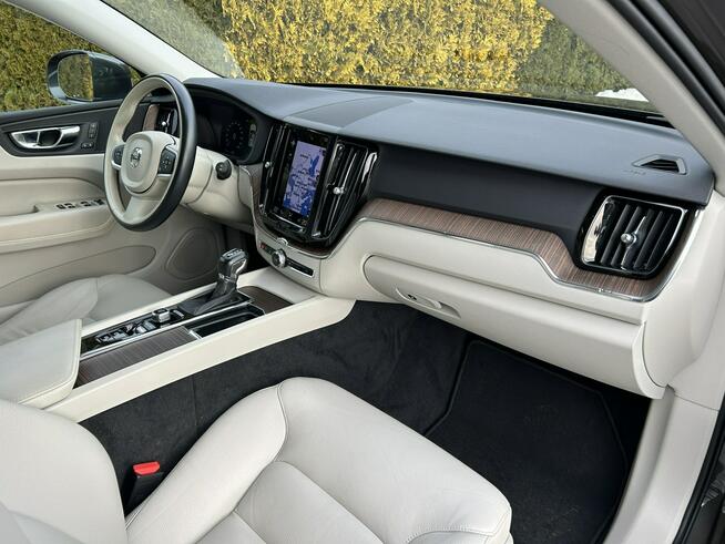 Volvo XC 60 2.0 T 250 KM bardzo zadbany!