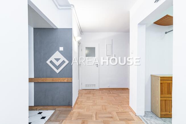 Mieszkanie 3-pokojowe na sprzedaż