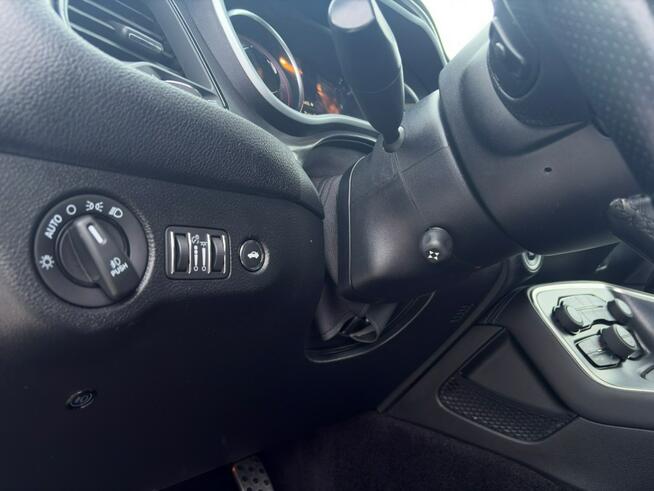 Dodge Challenger Bezwypadkowy / Drugi Właściciel / Tempomat / KeyLess / FV Marża