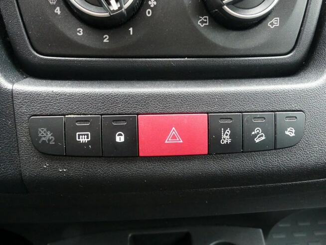 Peugeot Boxer 2,2 HDI EcoBlue 120KM Kamera , Klima , Asystent pasa ruchu , F.VAT-23