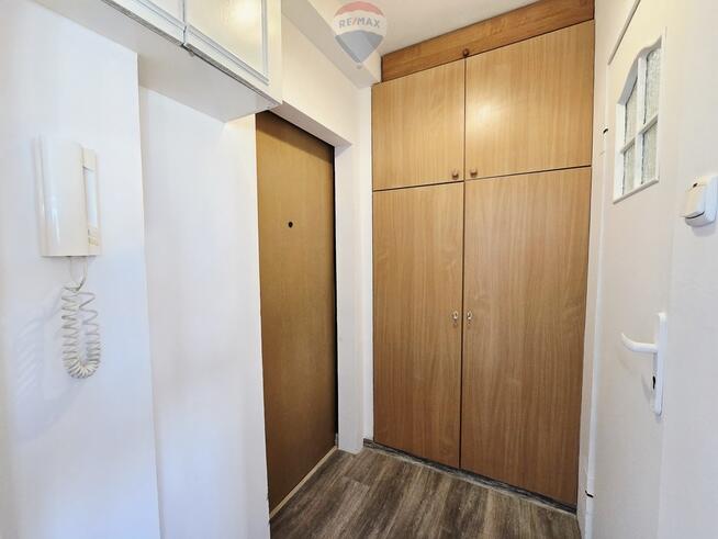 Na wynajem kawalerka os.Zwycięstwa