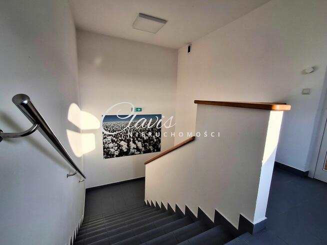 Budynek biurowo-magazynowy – samodzielny obiekt 535m2 + 270m2