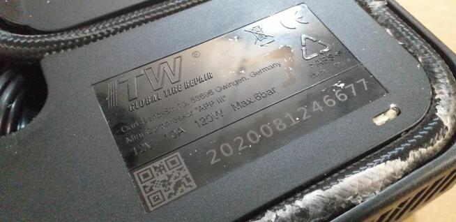 NOWY zestaw naprawczy koła TOYOTA kompresor + klej