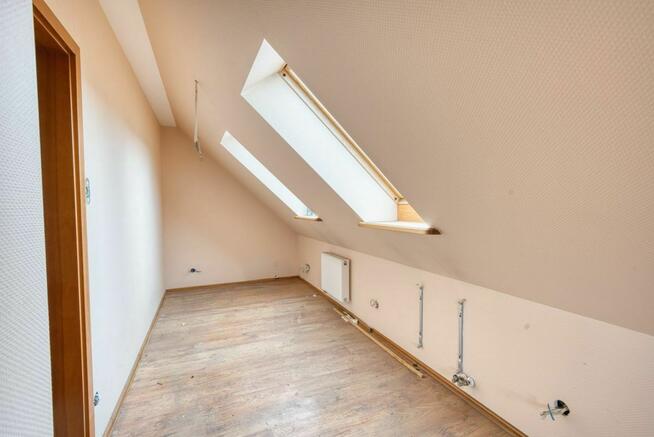 Dom bezczynszowy z ogromnym potencjałem – Gumieńce, Szczecin