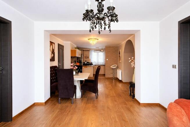 NIERUCHOMOŚĆ Z NIEBYWAŁYM POTENCJAŁEM!