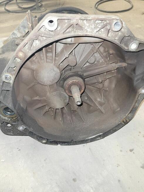 Skrzynia biegów master 2.5 dci 5 biegów