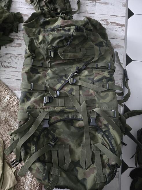 Sprzedam mundury wojskowe