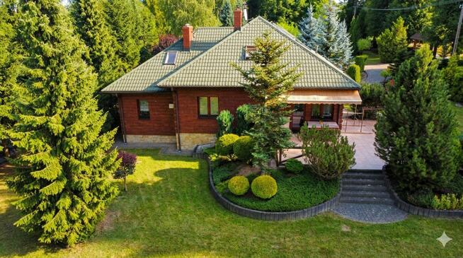 Posiadłość otulona zielenią 1,37ha ,Dwa domy , piękny ogród